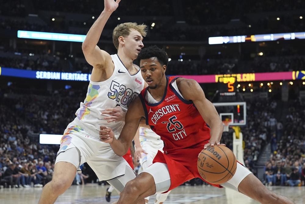 与媒体的广 与媒体的广