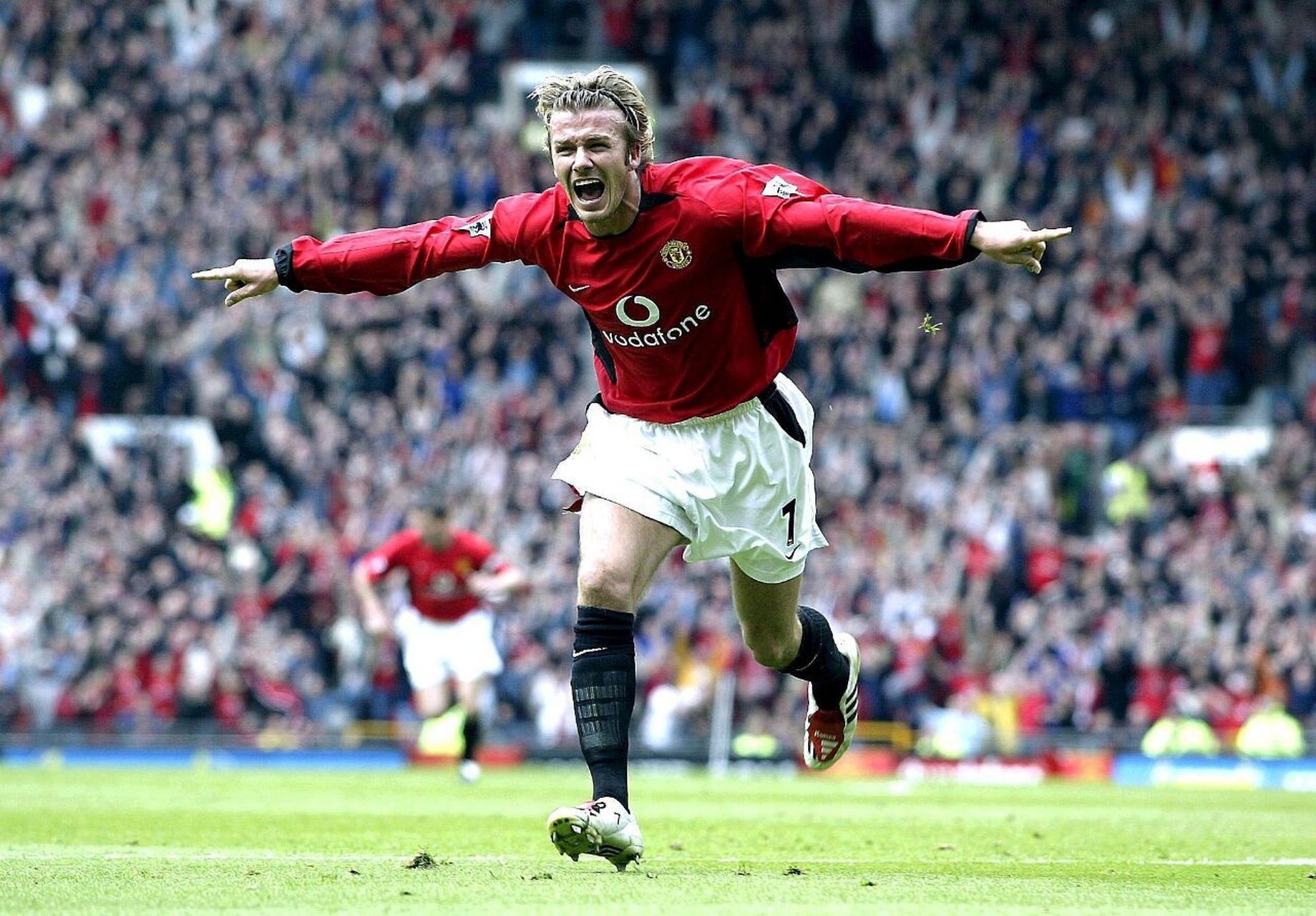 同时创造了 同时创造了