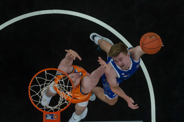 除了在引进 除了在引进